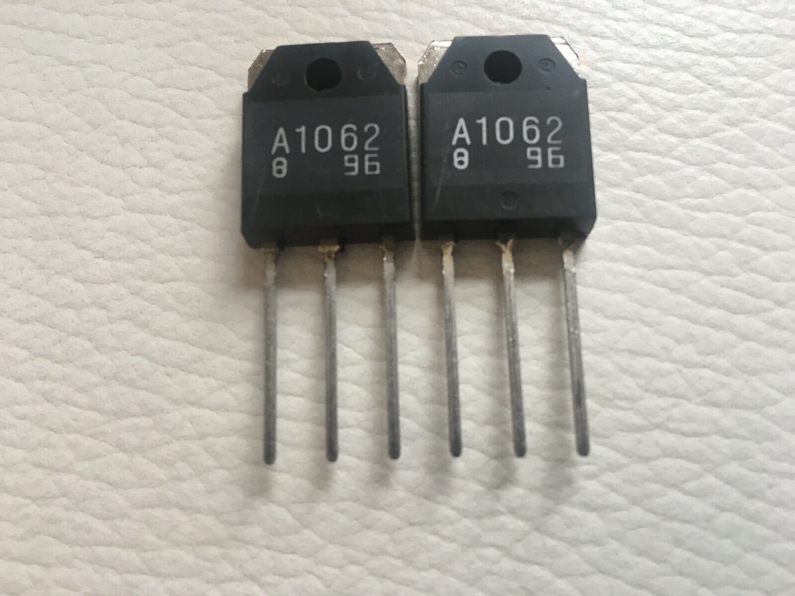 Transistor A1062